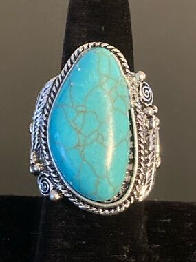 paparazzi Turquoise Teardrop Silver-Tone Statement Ring